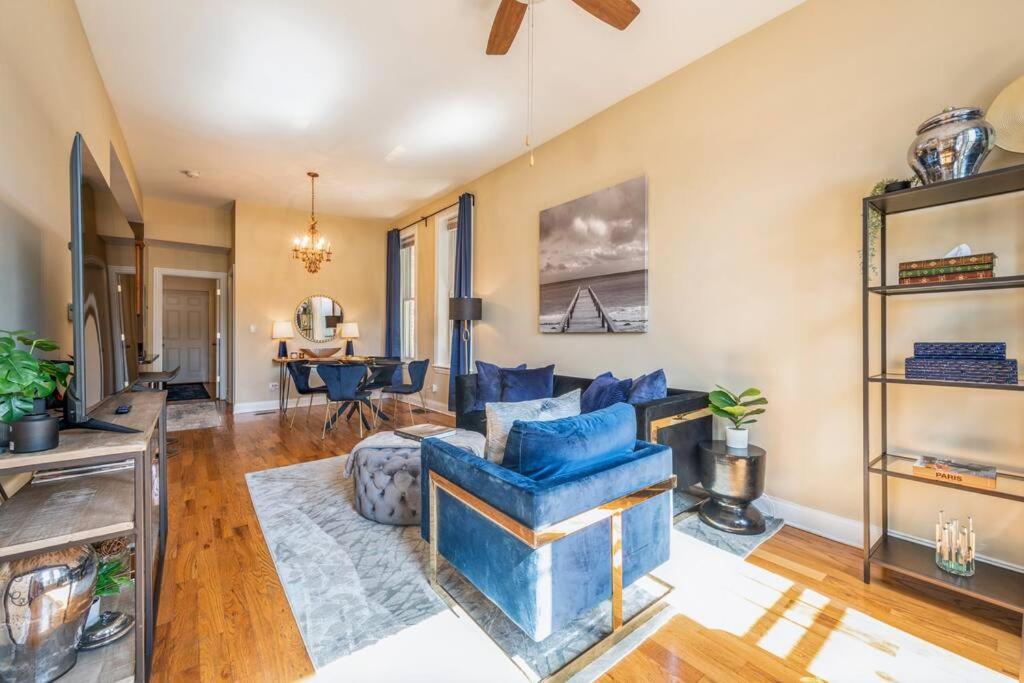 Lovely 2 Bed 3 Miles From Dt W Free Parking Chicago Eksteriør billede